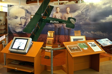 Avro.jpg